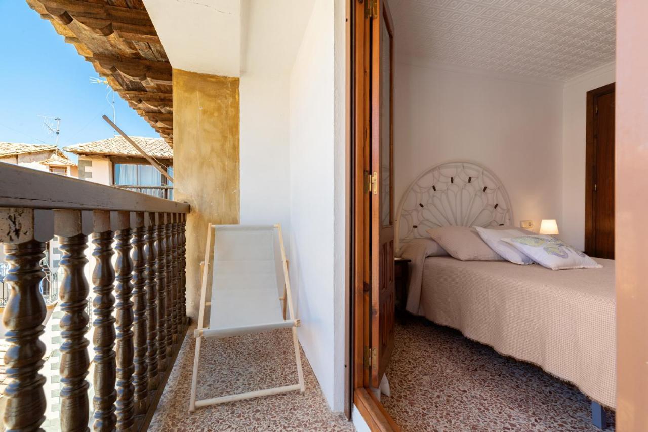 La Casa Del Escudo Apartment Rubielos De Mora Luaran gambar